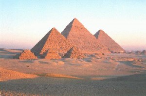 Scoperte piramidi nascoste grazie alle foto spaziali, in Egitto