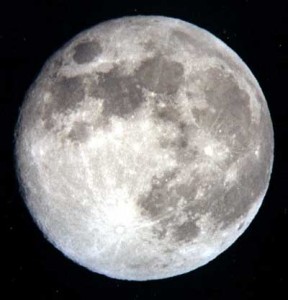 Luna: le sue “Rughe” sono molto più giovani. Nuova Datazione