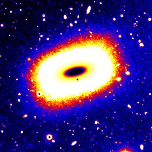 Spazio: Scoperta una galassia rettangolare