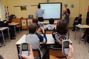 Promethean porta in italia la scuola tecnologica del futuro