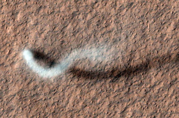 Dust Devil sulla superficie di Marte (video)